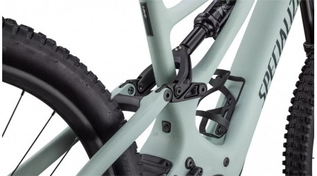 LEVO COMP CARBON NB 2024